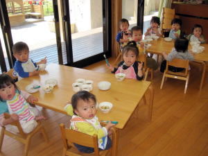 しらかば保育園乳児給食